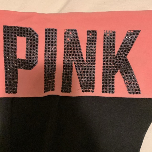 • 2 Pairs of VS Yoga Pants • - Picture 5 of 7